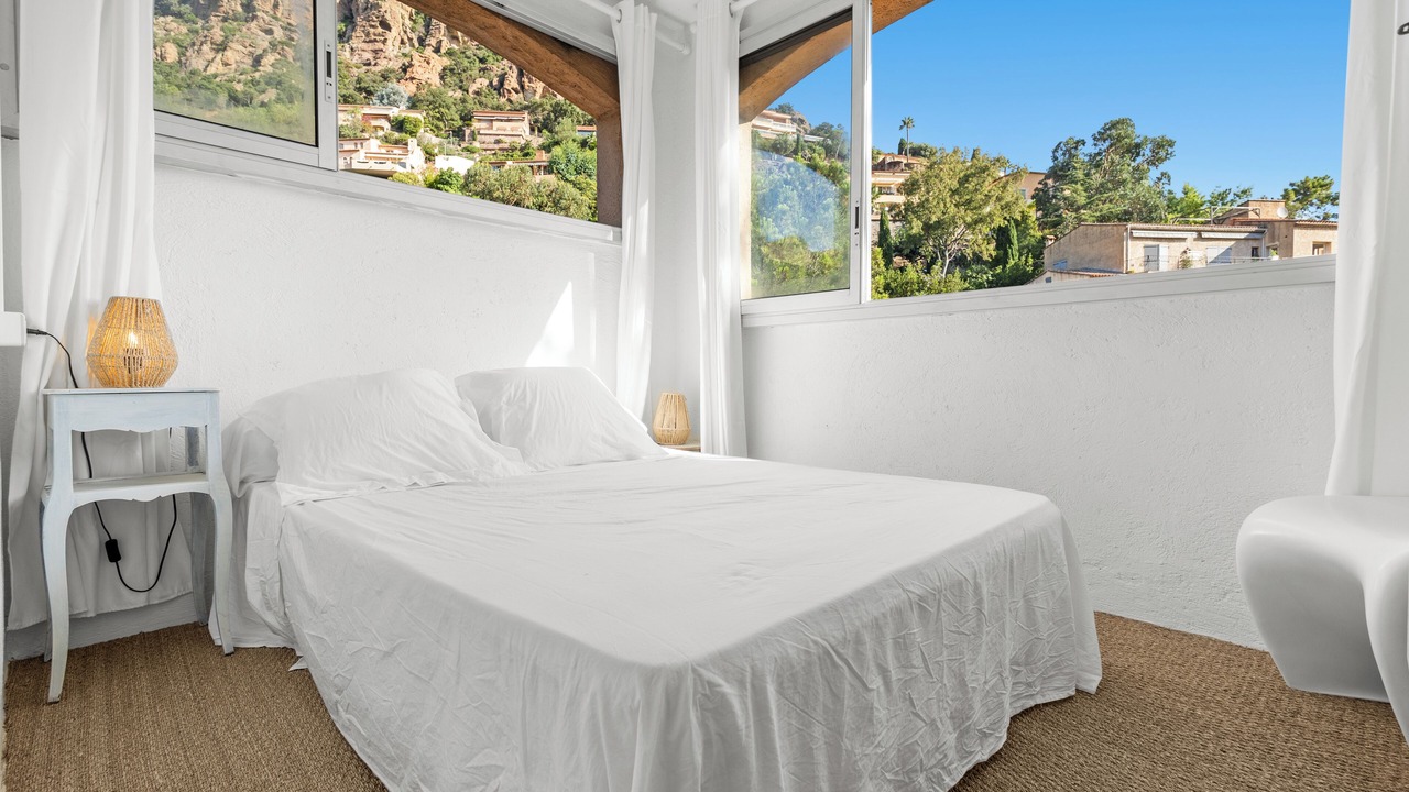Photo of Bedroom in Theoule-sur-Mer