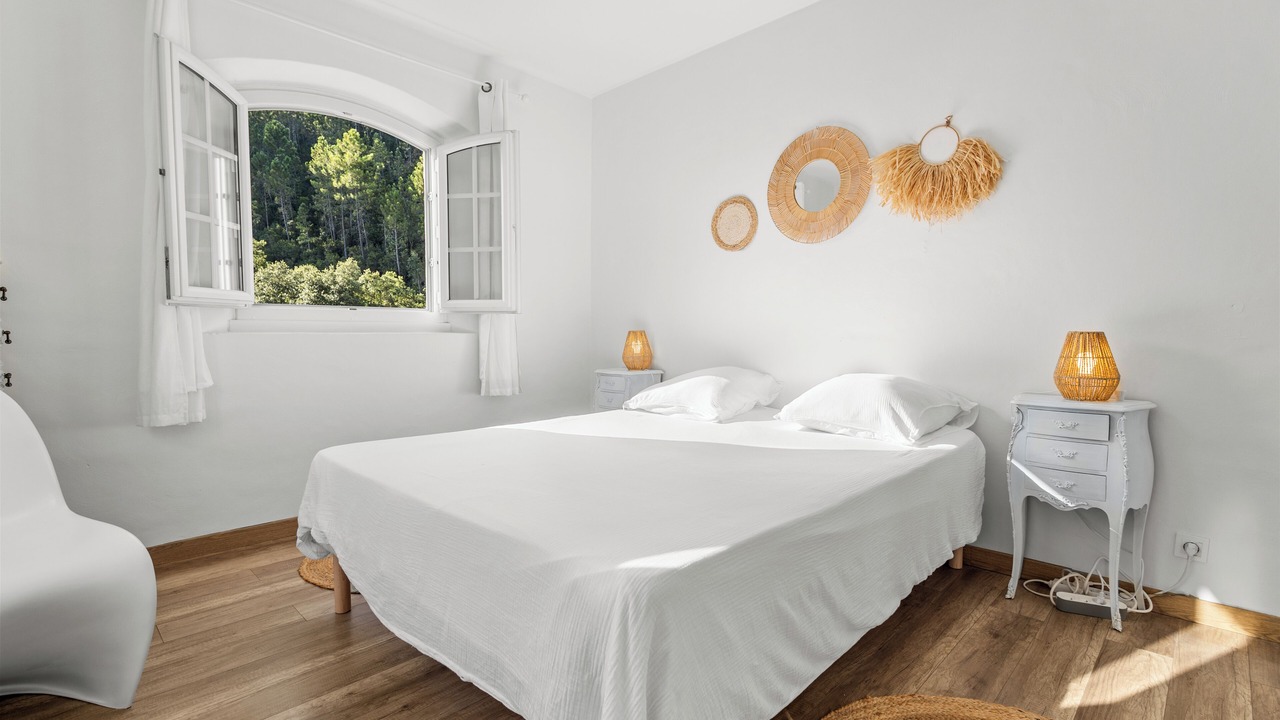 Photo of Bedroom in Theoule-sur-Mer