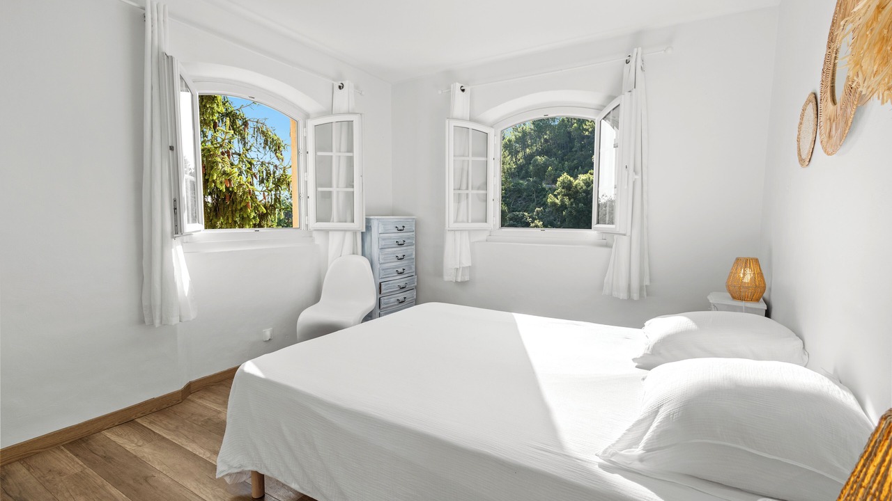 Photo of Bedroom in Theoule-sur-Mer