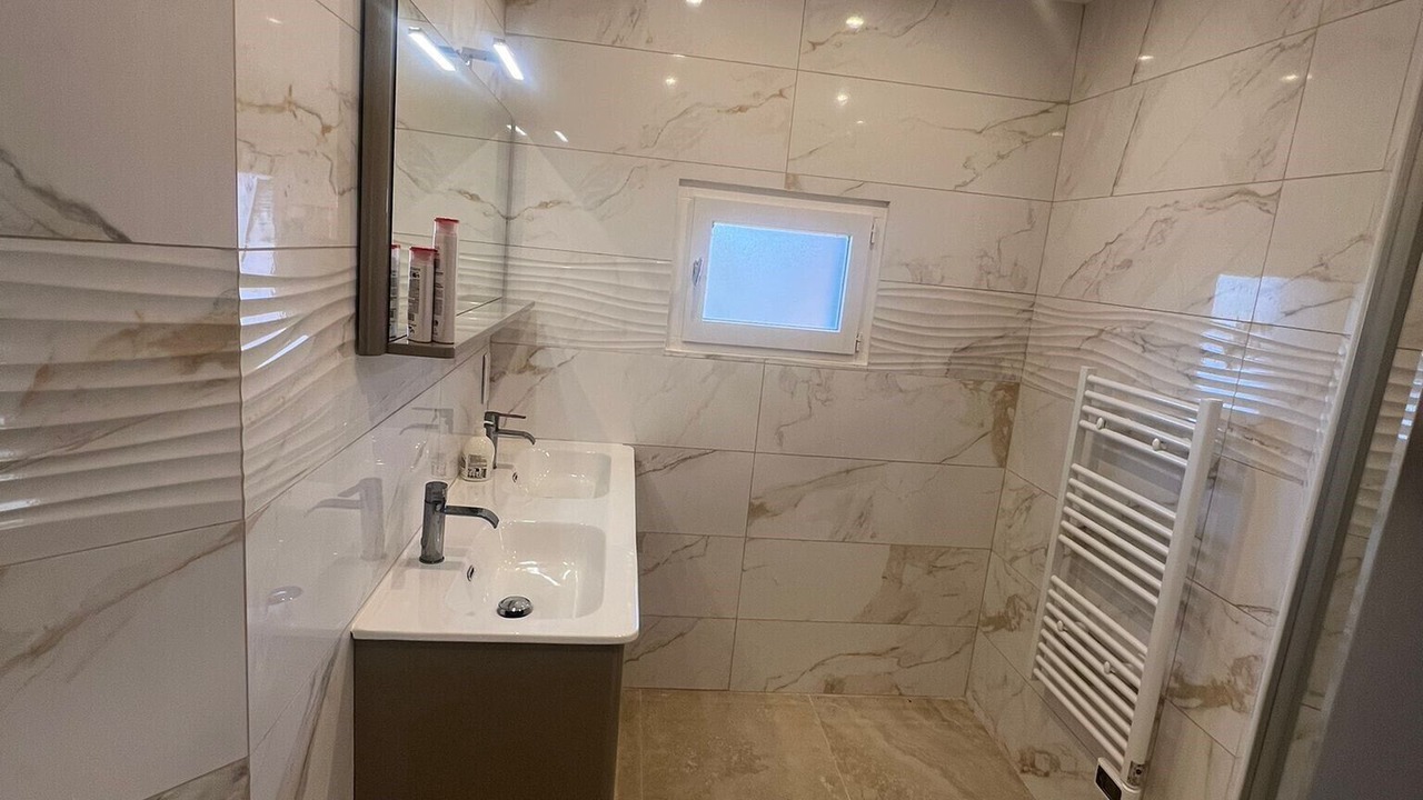 Photo of Bathroom in Hauteville-Lompnes