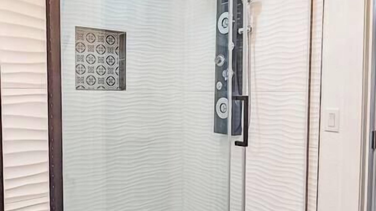Photo of Bathroom in Porum