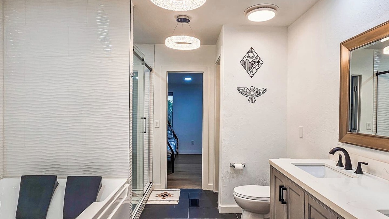 Photo of Bathroom in Porum