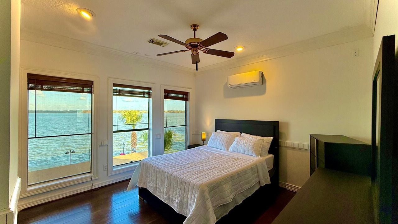 Photo of Bedroom in Atascocita