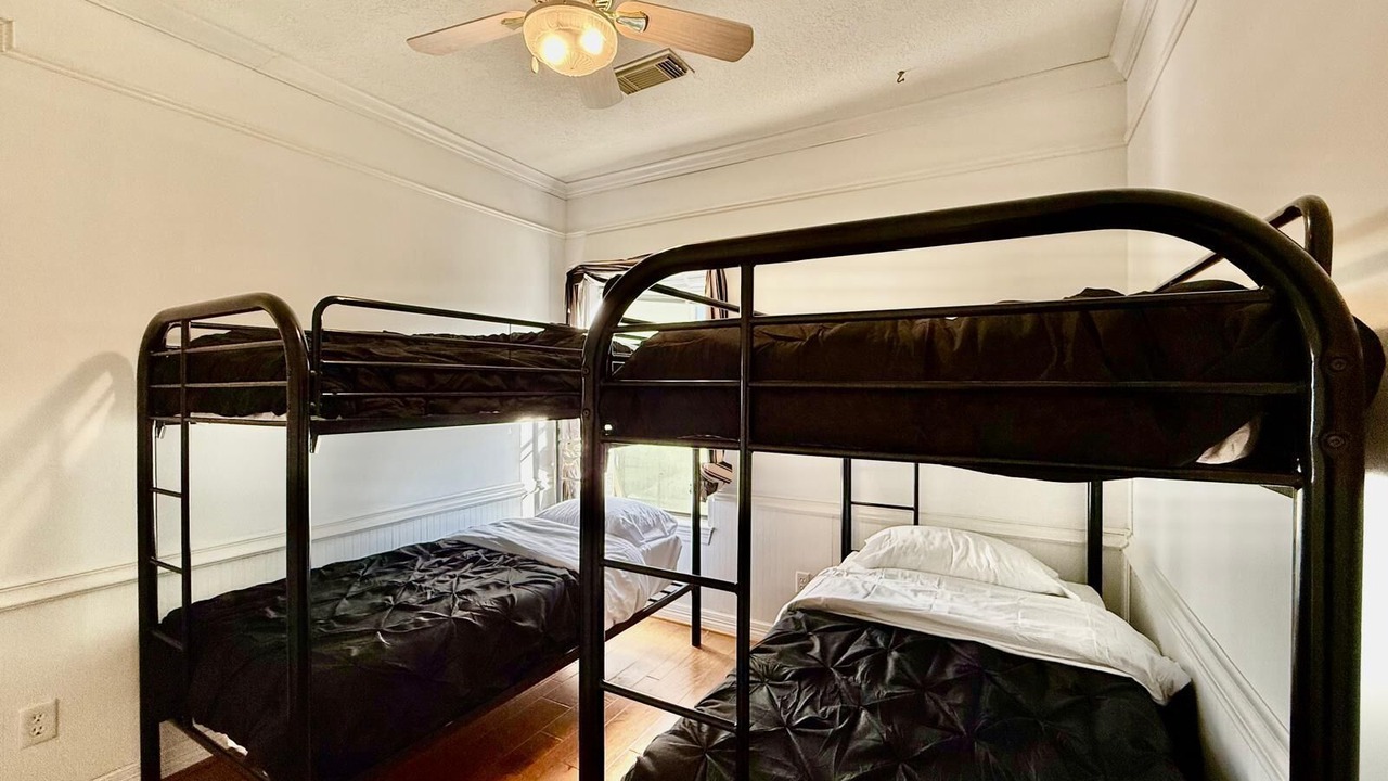 Photo of Bedroom in Atascocita