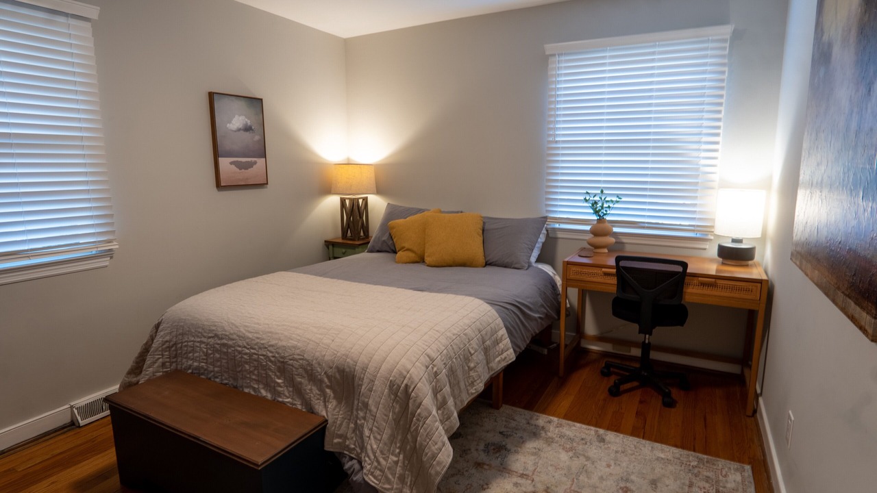 Photo of Bedroom in Locust Grove