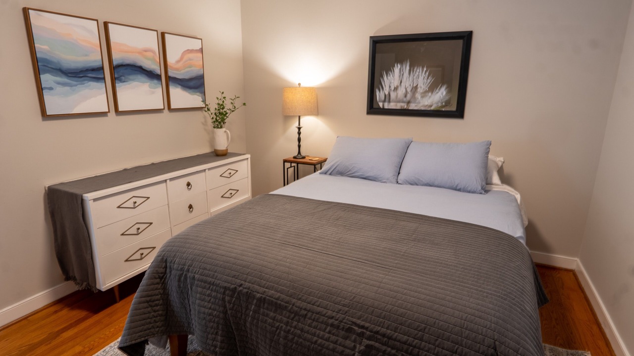 Photo of Bedroom in Locust Grove