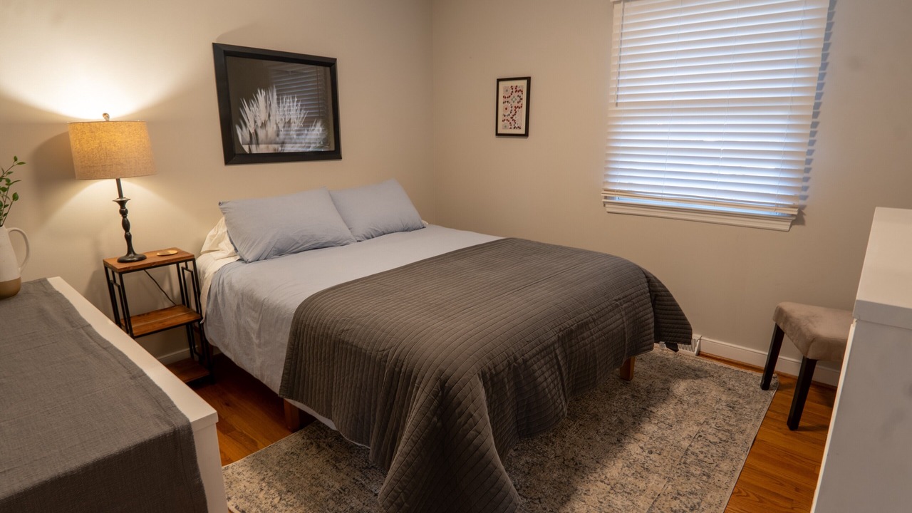Photo of Bedroom in Locust Grove
