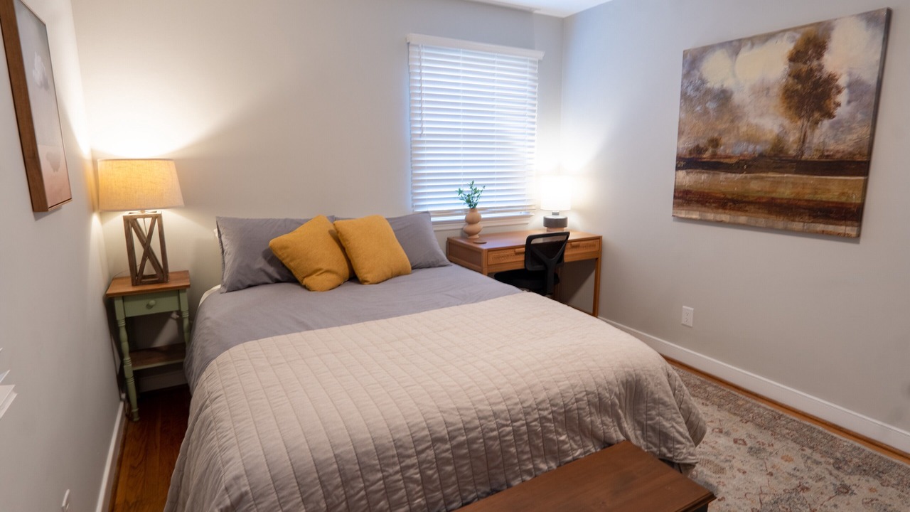 Photo of Bedroom in Locust Grove