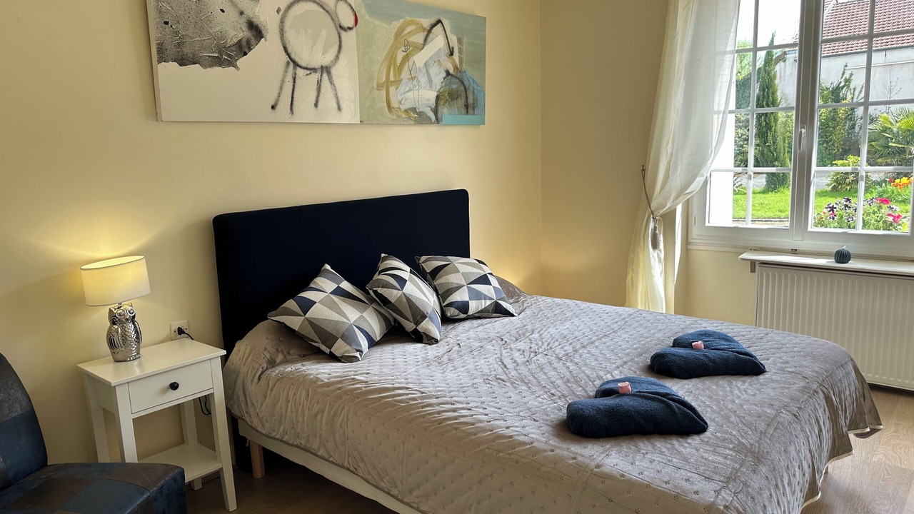 Photo of Bedroom in Villiers-Saint-Georges