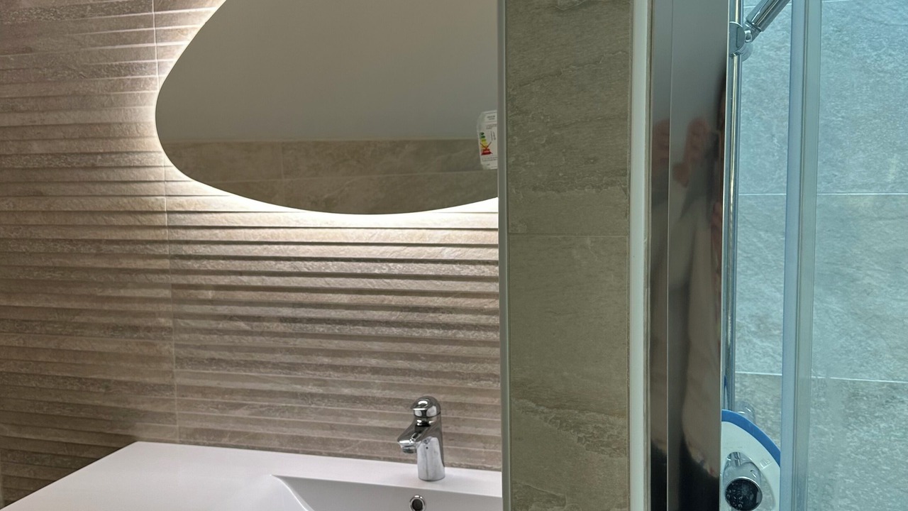 Photo of Bathroom in Villiers-Saint-Georges