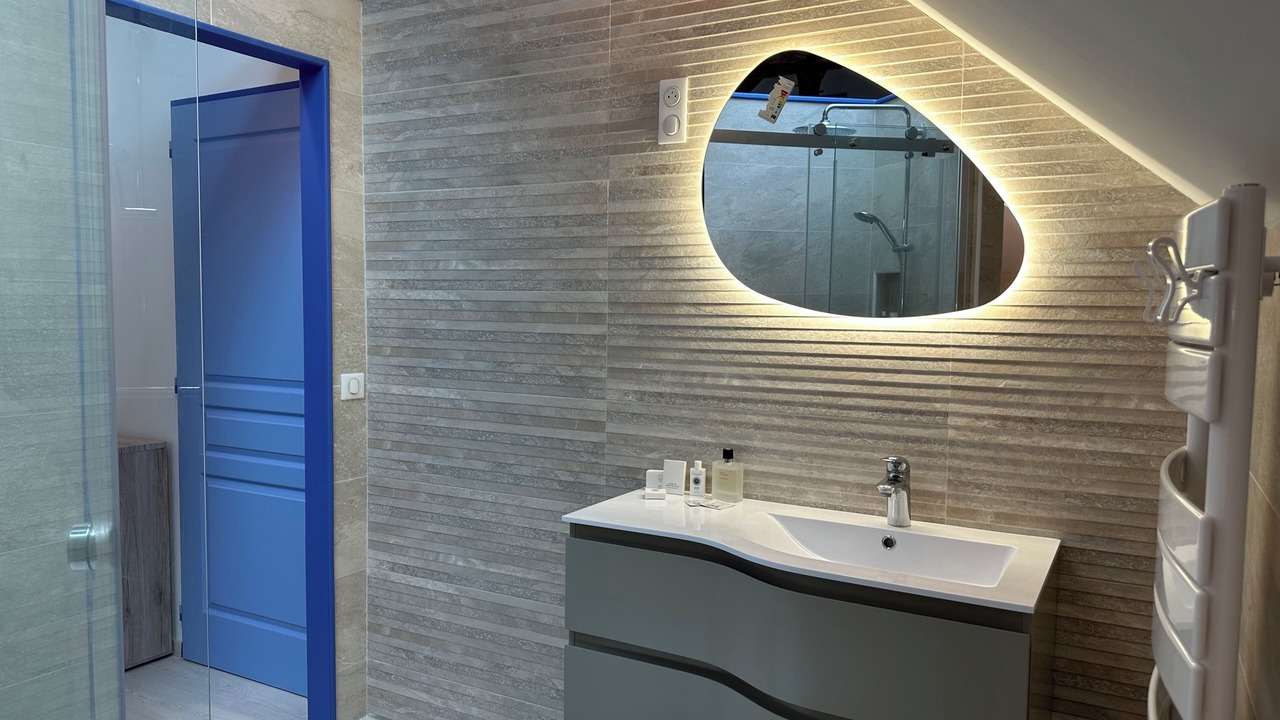 Photo of Bathroom in Villiers-Saint-Georges