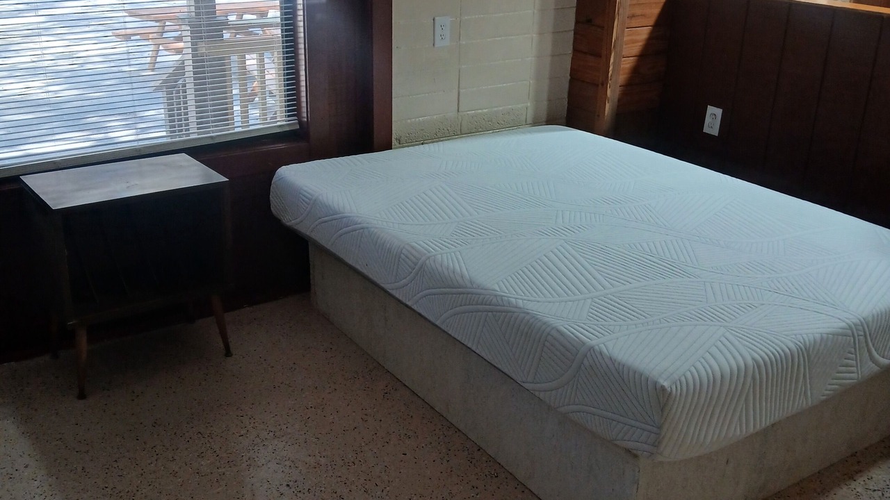 Photo of Bedroom in Mayo