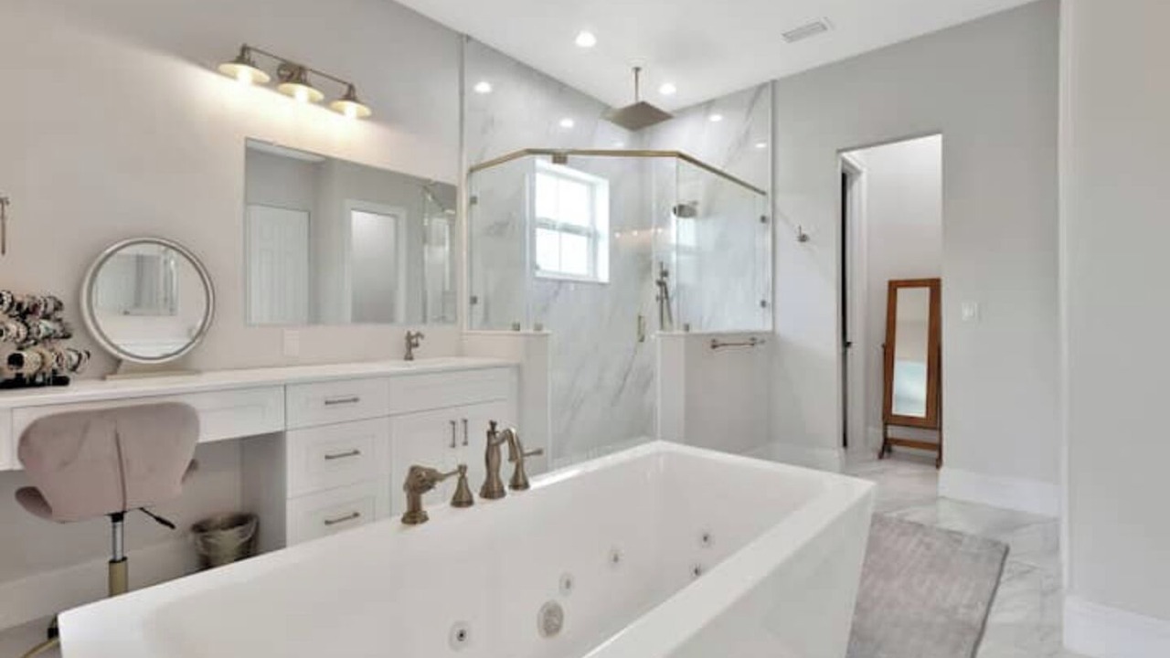 Photo of Bathroom in Greater Northdale