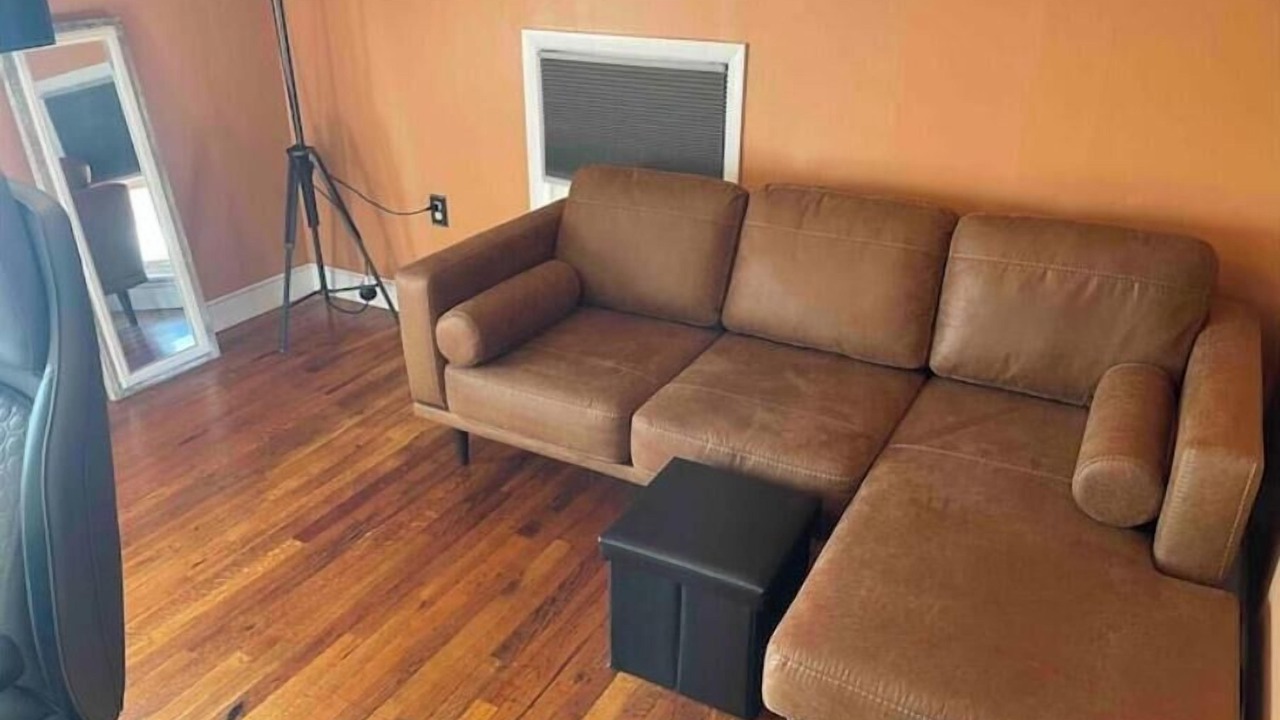 Photo of Livingroom in New Cambria