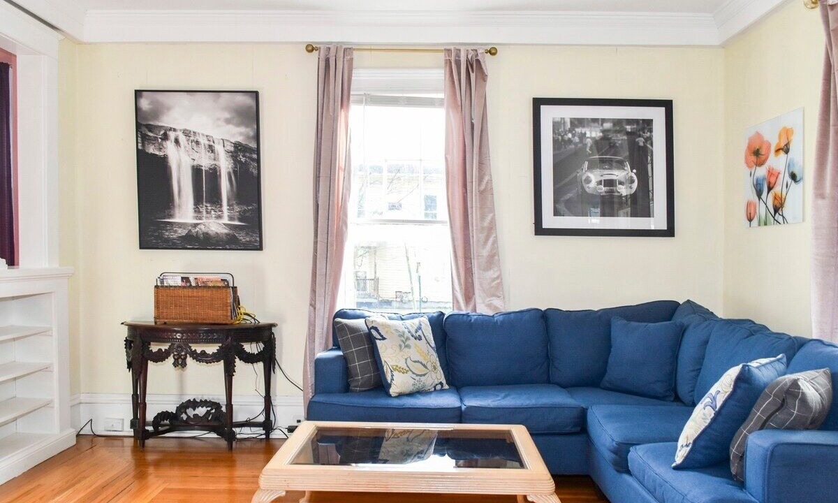 Photo of Livingroom in Watkins Glen