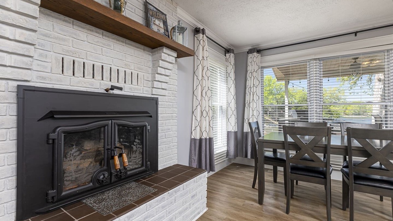 Photo of Livingroom in Wolf Creek