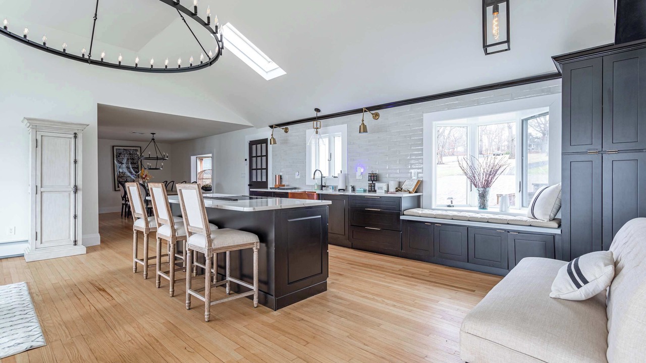 Photo of Livingroom in Middle Hope