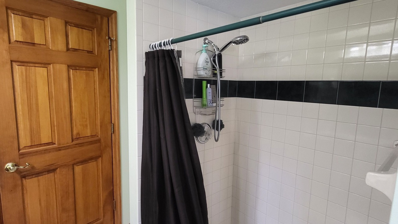 Photo of Bathroom in DeBary