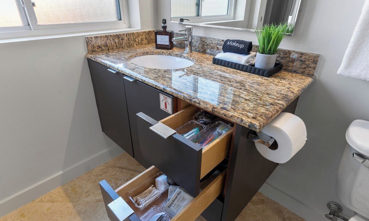 Photo of Bathroom in Cherry Street