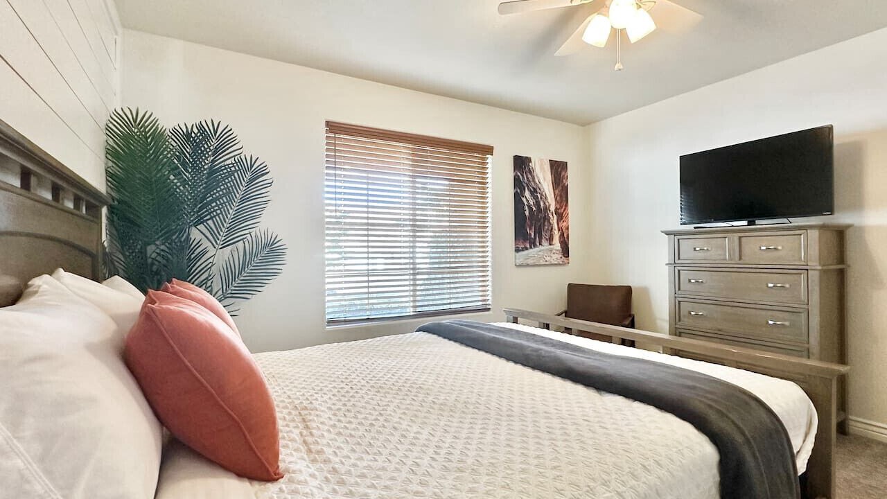 Photo of Bedroom in La Verkin