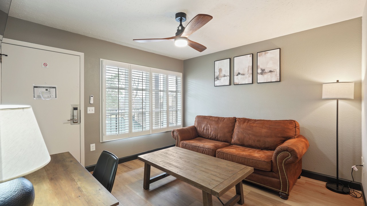 Photo of Livingroom in Townsend
