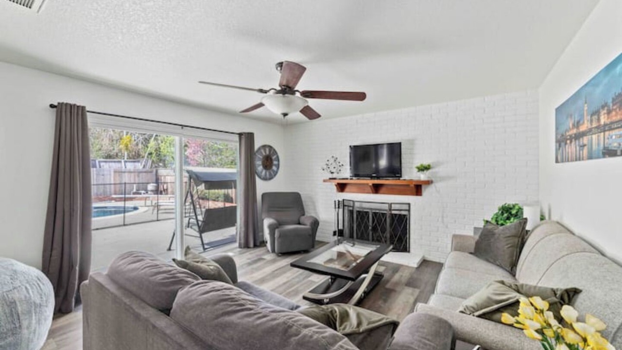 Photo of Livingroom in Yuba City