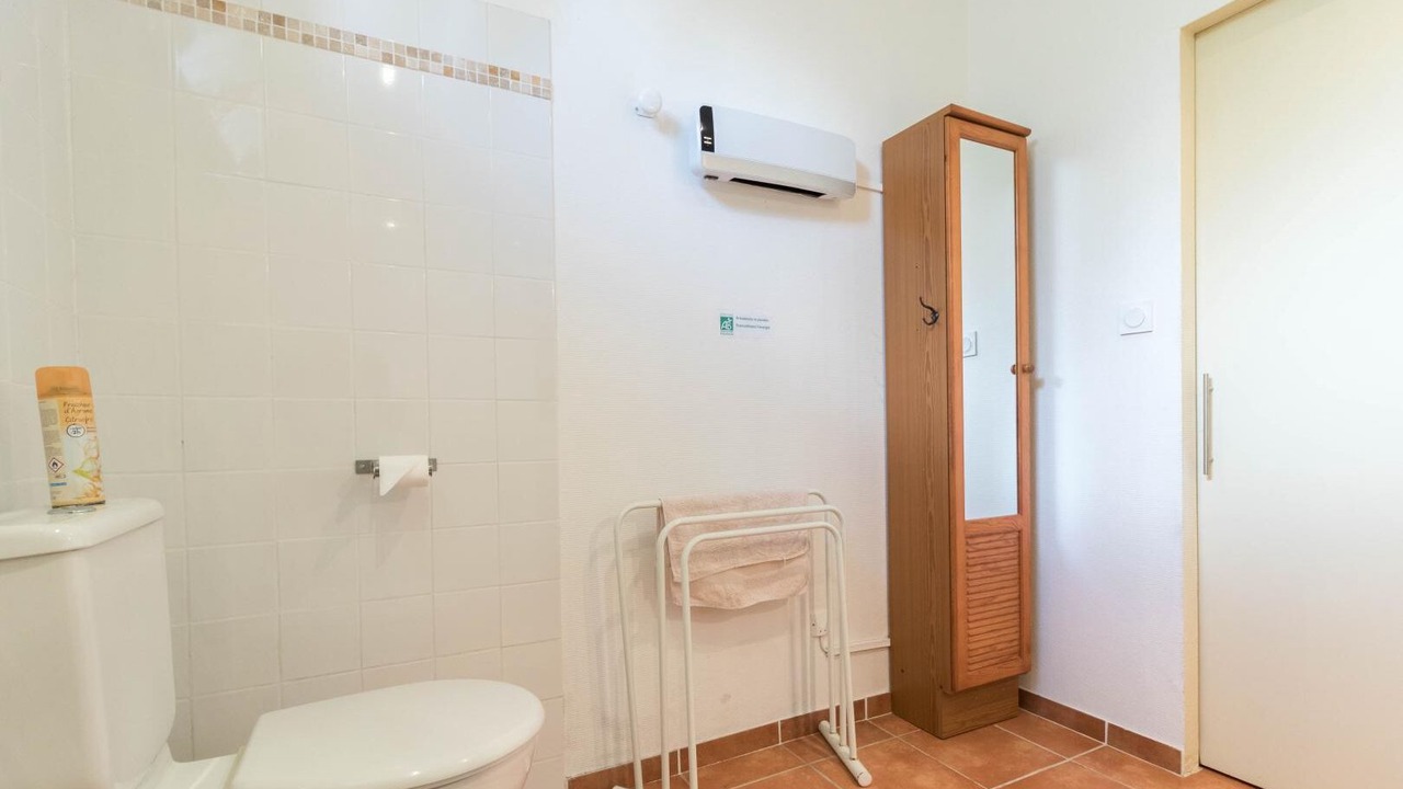 Photo of Bathroom in Montesquieu-Volvestre