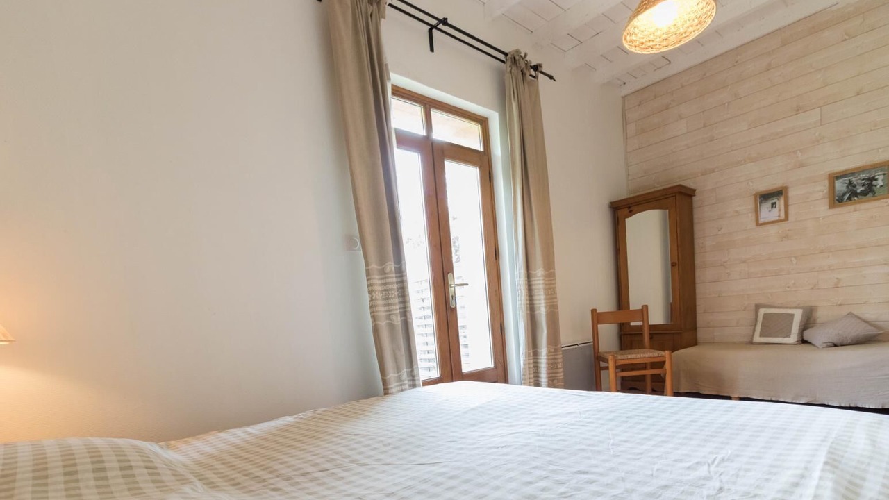 Photo of Bedroom in Montesquieu-Volvestre