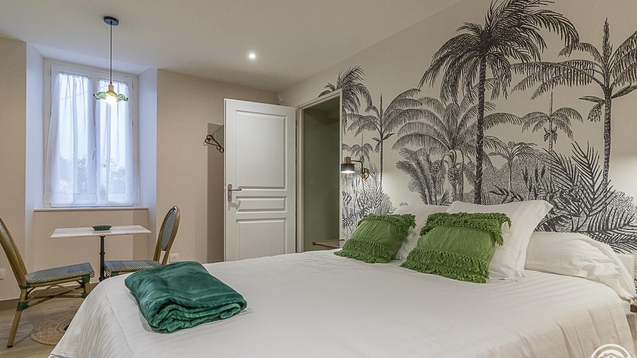 Photo of Bedroom in Saint-Ignan