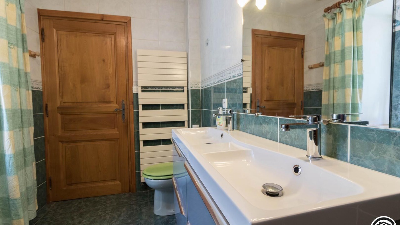 Photo of Bathroom in Benque-Dessous-et-Dessus
