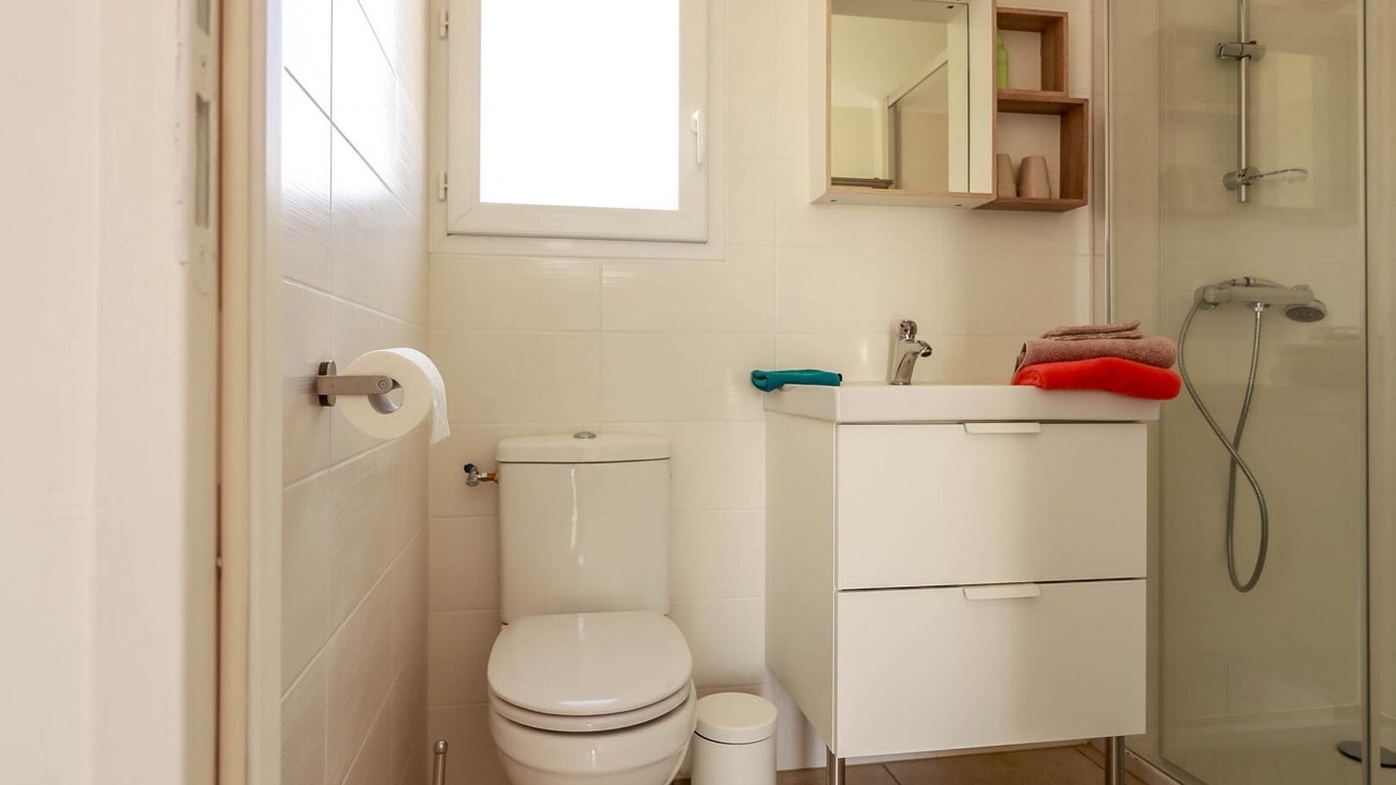 Photo of Bathroom in La Salvetat-Saint-Gilles