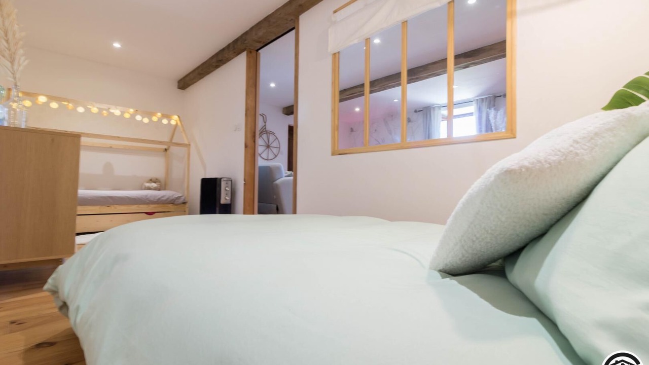 Photo of Bedroom in Villeneuve-Lecussan