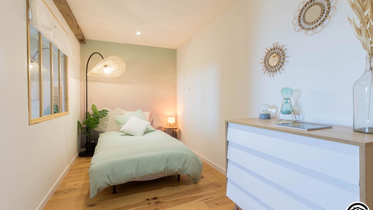 Photo of Bedroom in Villeneuve-Lecussan