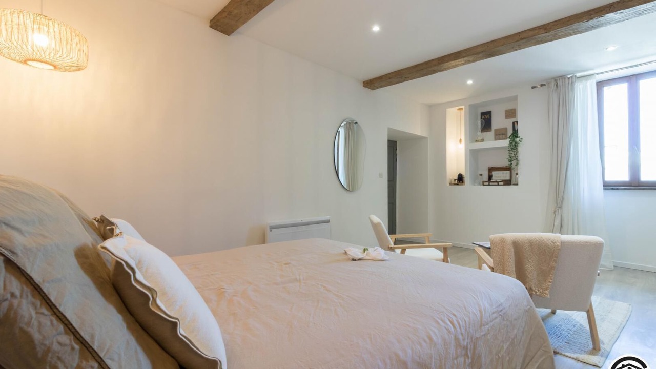 Photo of Bedroom in Villeneuve-Lecussan