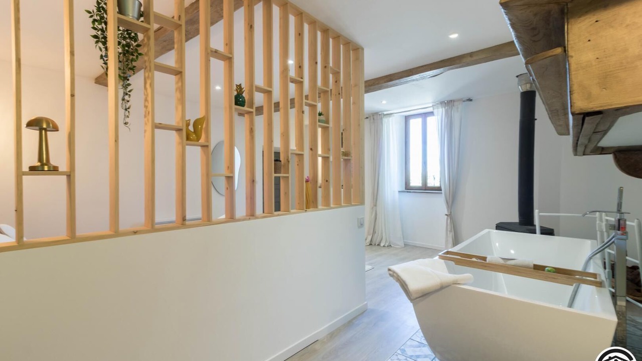 Photo of Bathroom in Villeneuve-Lecussan