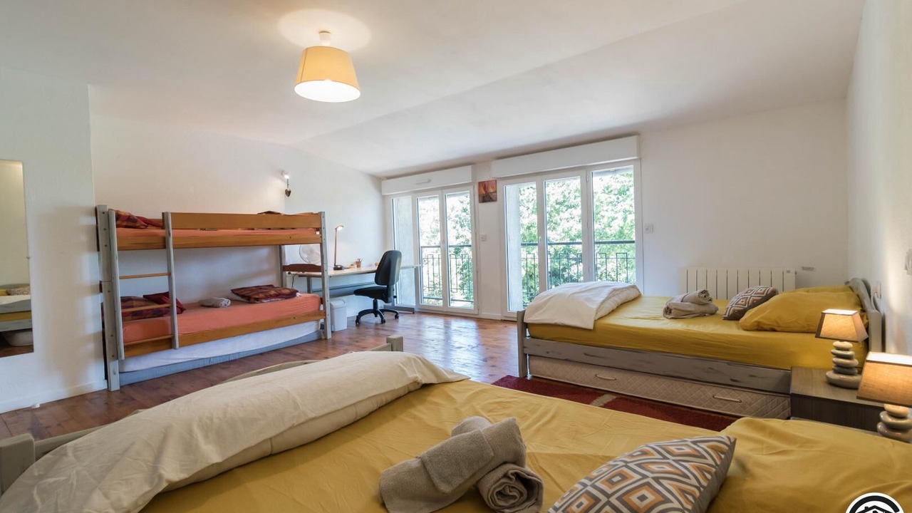 Photo of Bedroom in Castelnau-d'Estretefonds