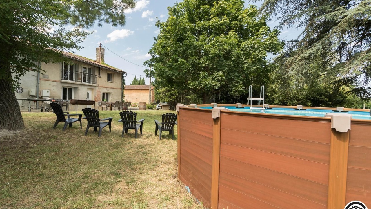 Photo of Outdoor in Castelnau-d'Estretefonds