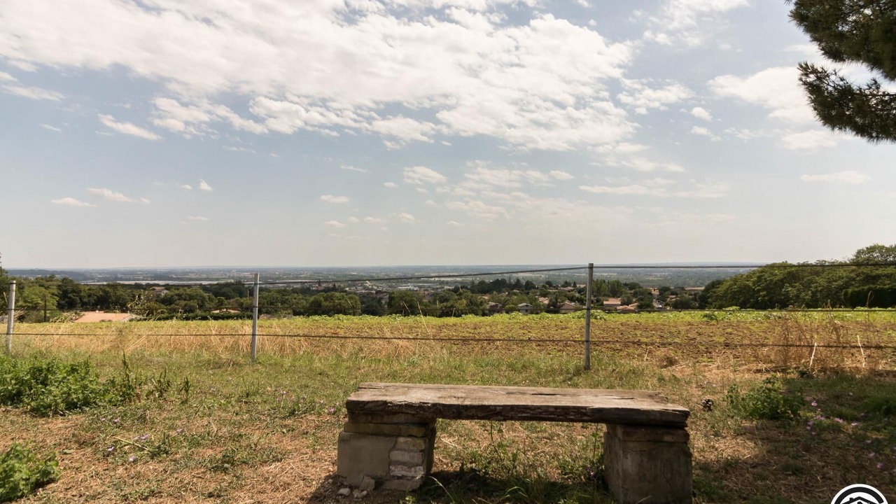 Photo of Others in Castelnau-d'Estretefonds