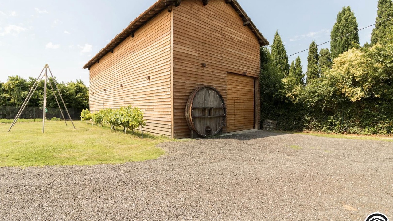 Photo of Outdoor in Castelnau-d'Estretefonds