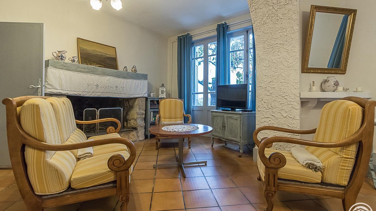 Photo of Livingroom in Couladere