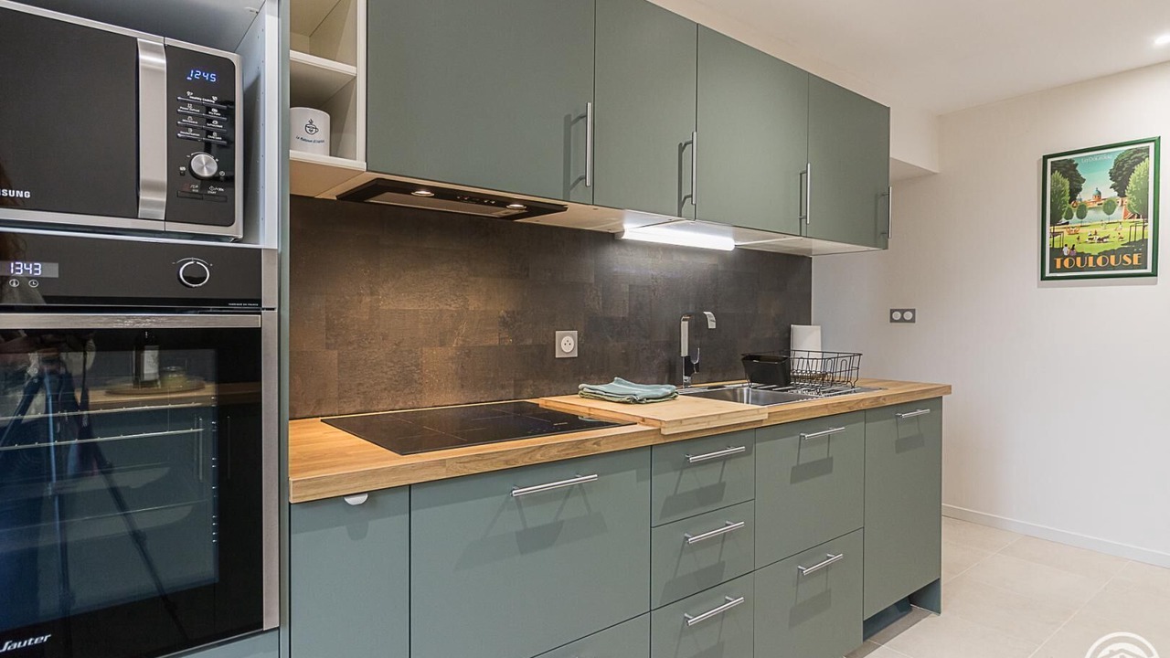Photo of Kitchen in Pradere-les-Bourguets