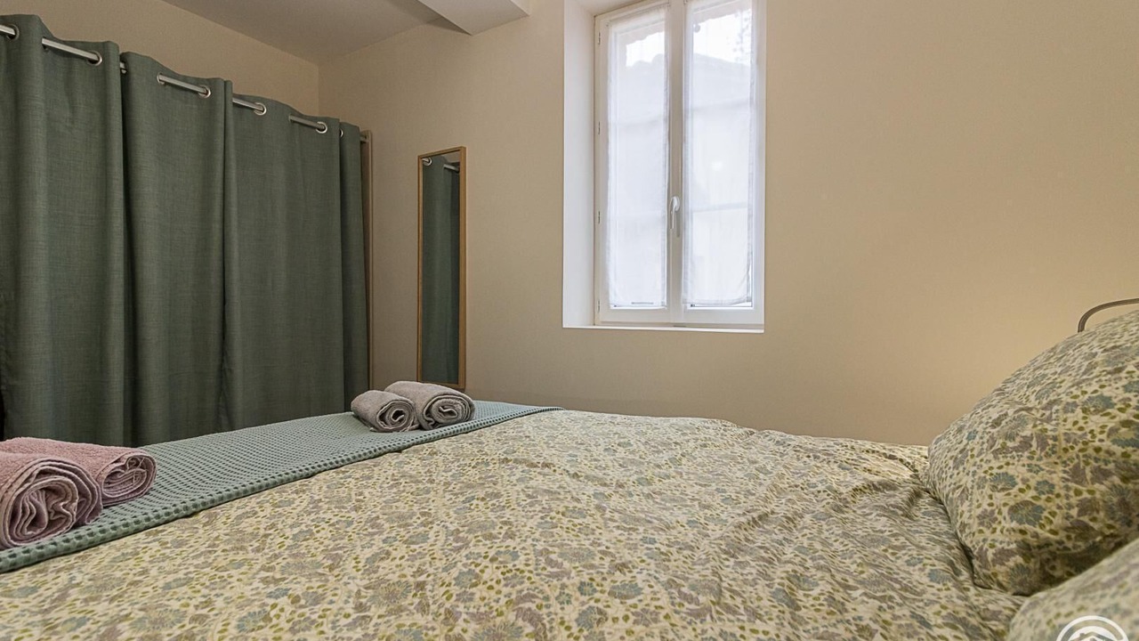 Photo of Bedroom in Pradere-les-Bourguets