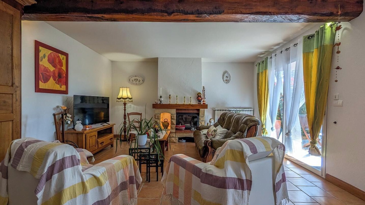 Photo of Livingroom in Villeneuve-de-Riviere
