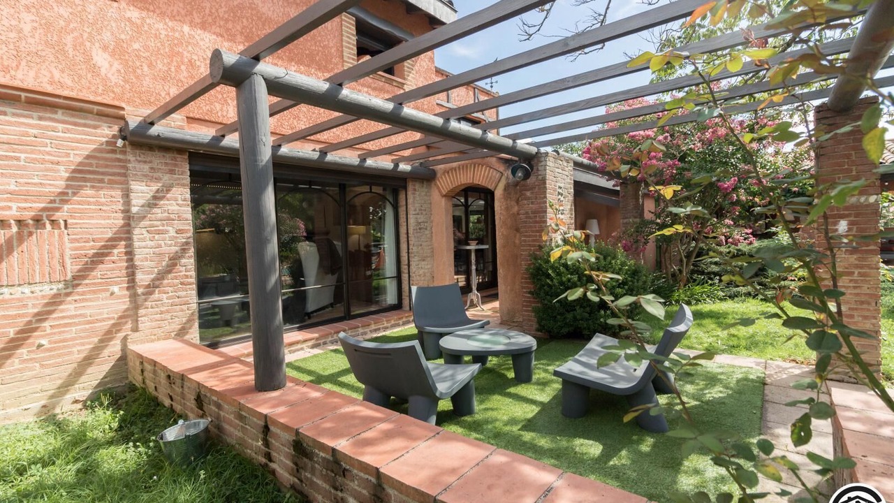 Photo of Patio Balcony in Pin-Balma