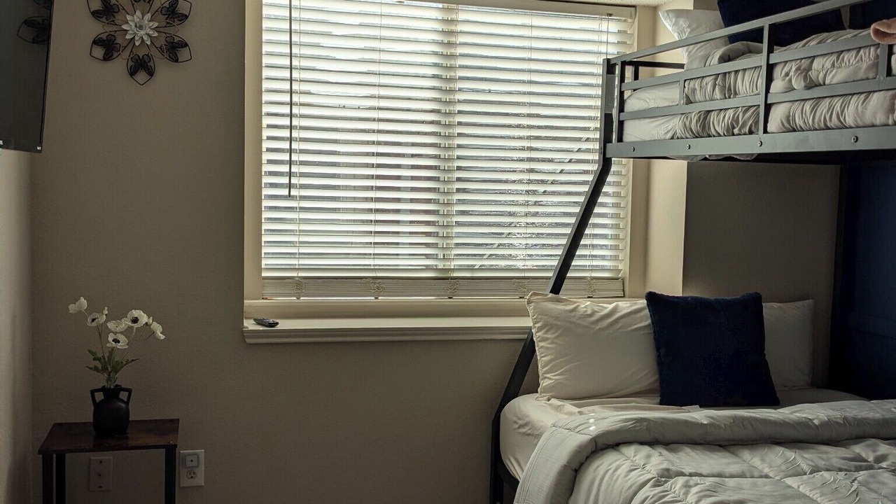 Photo of Bedroom in Elmo