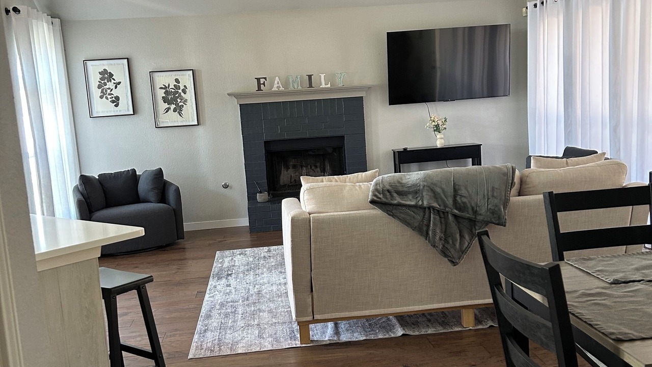 Photo of Livingroom in Elmo