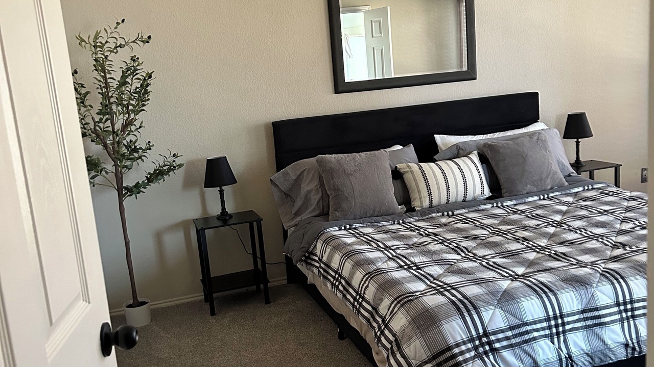 Photo of Bedroom in Elmo