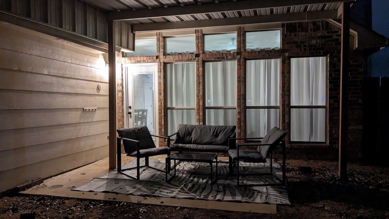 Photo of Patio Balcony in Elmo