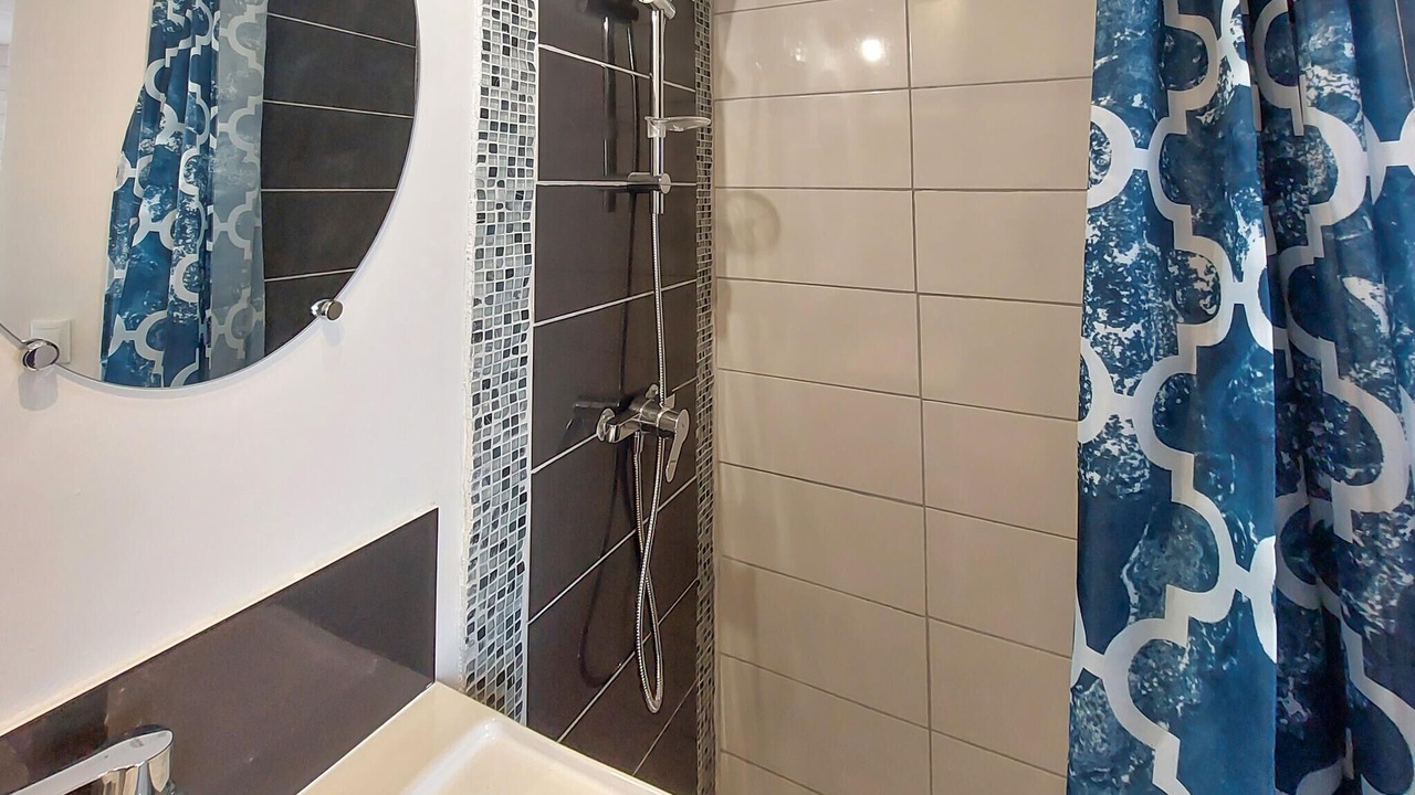 Photo of Bathroom in Barbatre