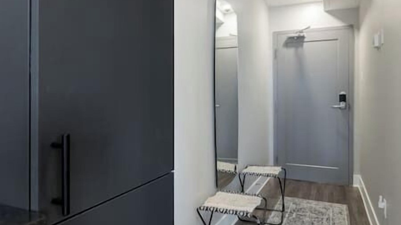 Photo of Others in Vanier North